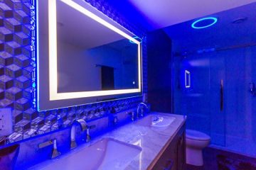 Washroom with LED backlighting